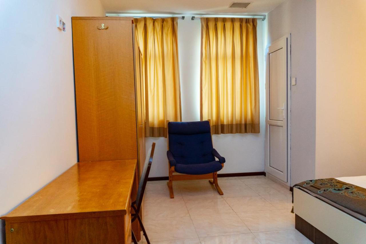 White Horse Hotel Baku Extérieur photo