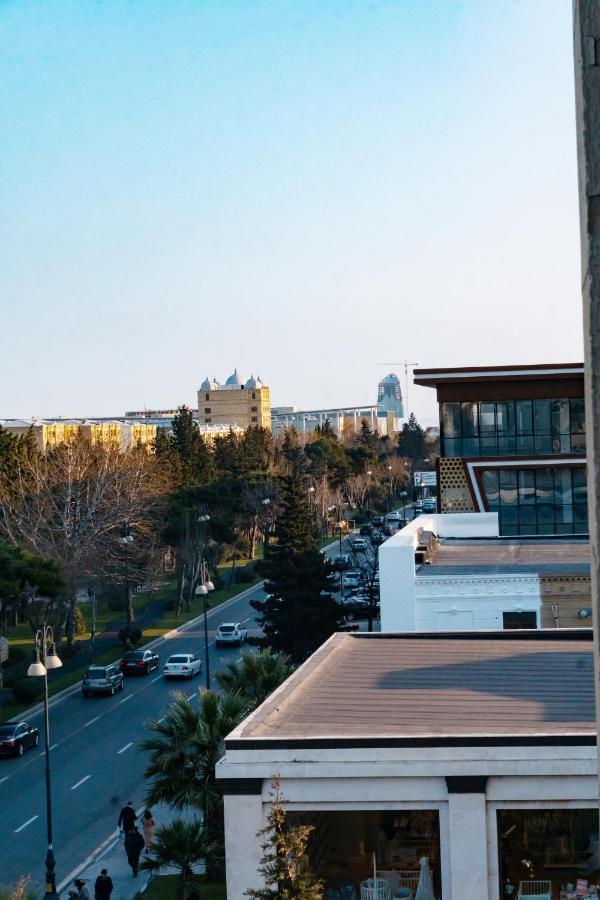 White Horse Hotel Baku Extérieur photo