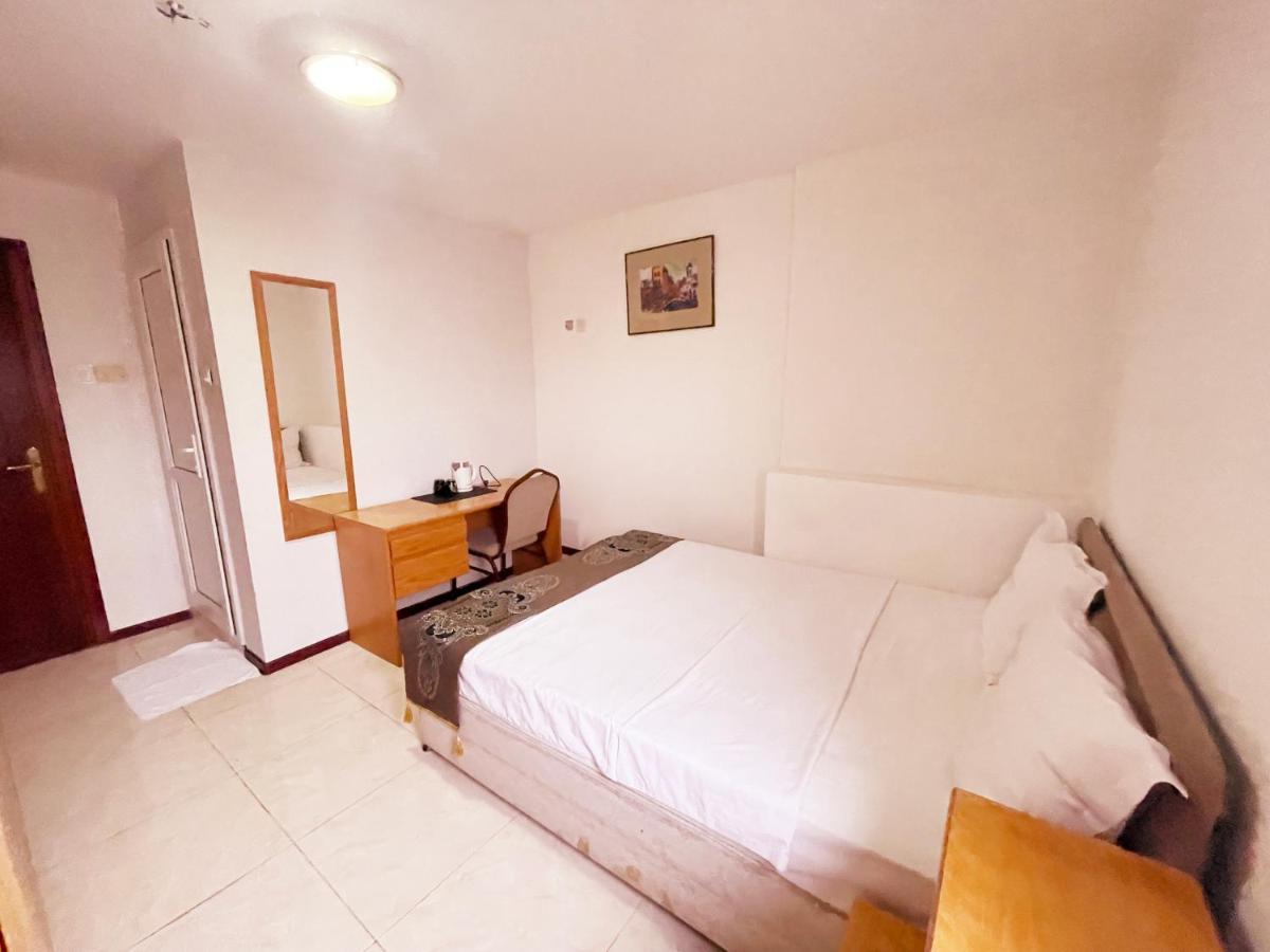 White Horse Hotel Baku Extérieur photo